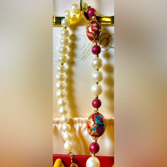 Estate, hand painted bead necklace. Beautifully crafted. Vintage - Picture 4 of 16